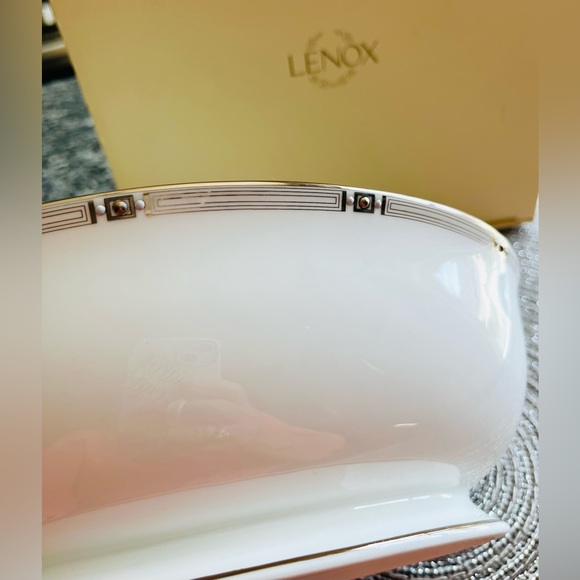 LENOX Fine Bone China Oval “Westerly” Platinum Vegetable Bowl - Picture 3 of 16